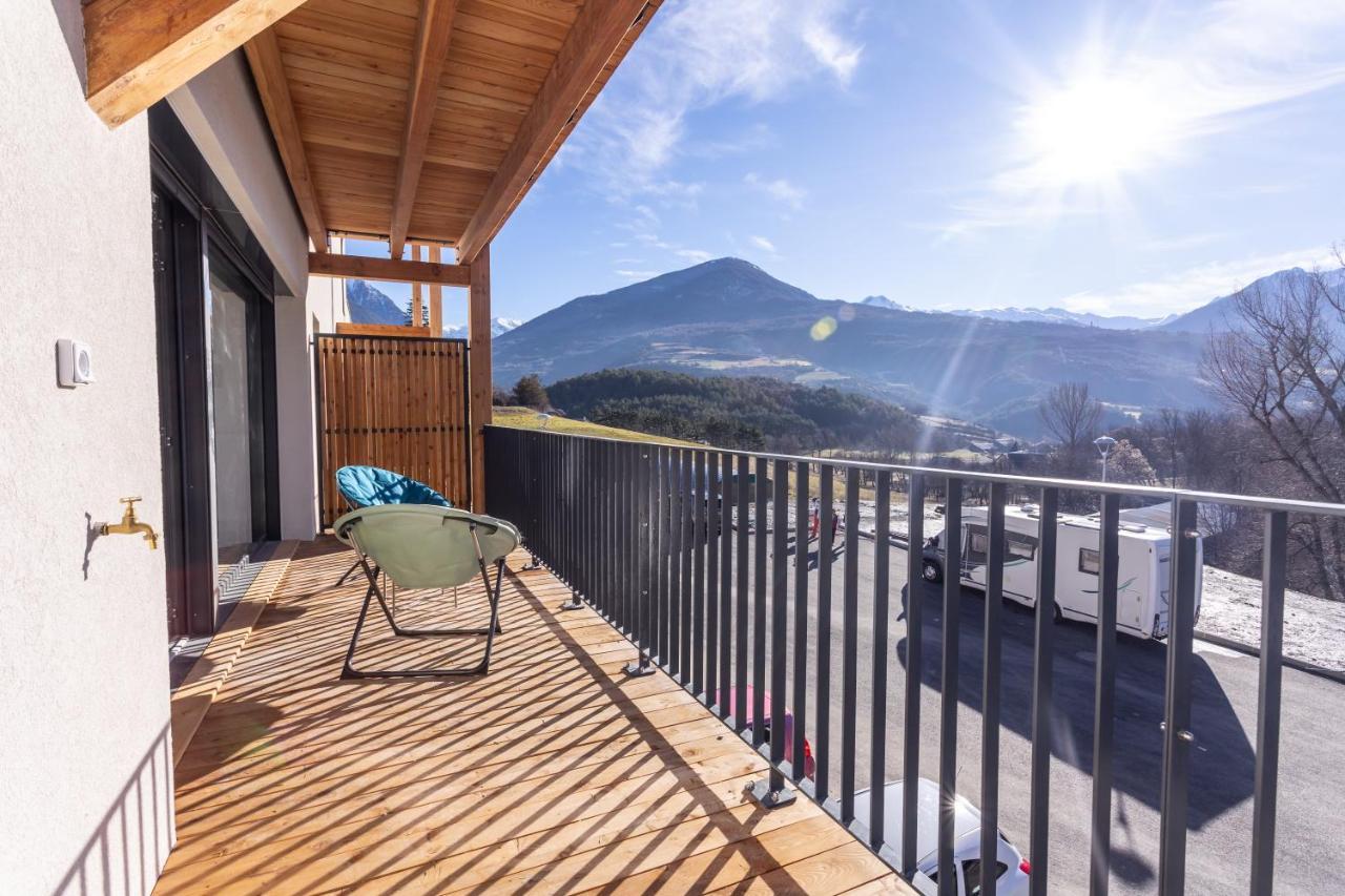 Au Calme Des Sommets - Vue Montagne Apartment Embrun Exterior foto