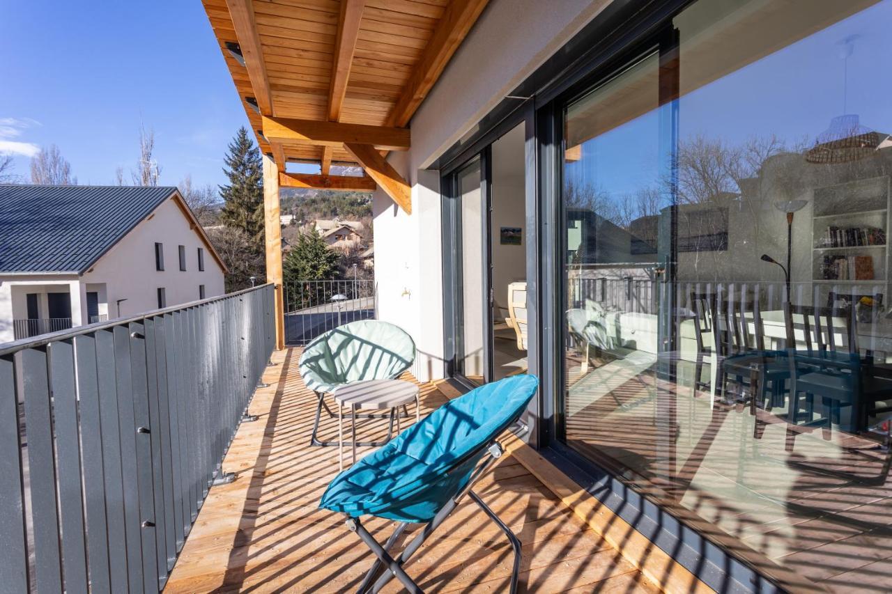 Au Calme Des Sommets - Vue Montagne Apartment Embrun Exterior foto